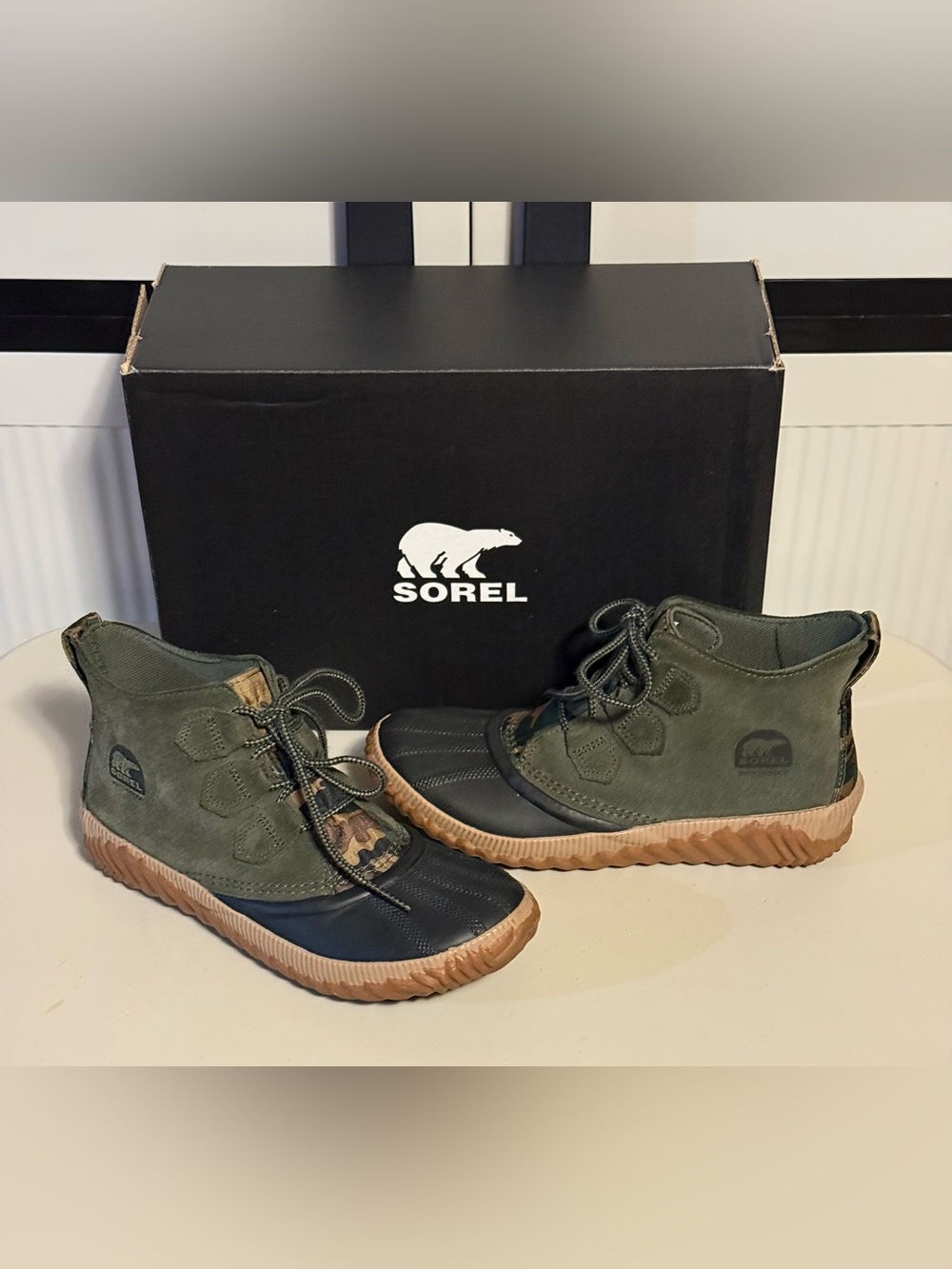Sorel “Out N About plus” Alpine Tundra Lace Up Ankle Duck Boots Waterproof